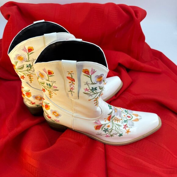 Floral Embroidered Western Cowboy Booties European size 45 - Picture 7 of 12